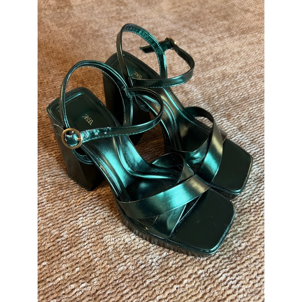 ZARA. Women’s Leather Open Toe Platform Sandals